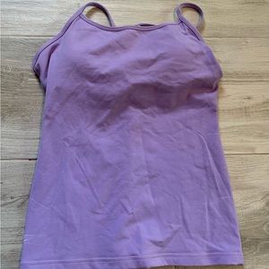 Lululemon athletic tank in gorgeous lavender